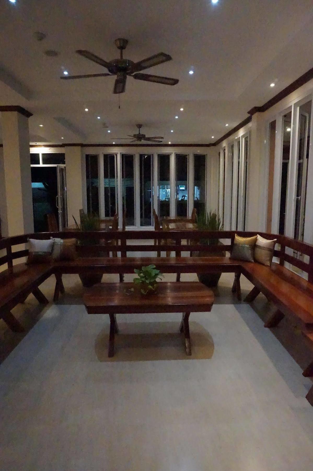 Snowhouse Aonang Krabi Hotel Ao Nang Ngoại thất bức ảnh